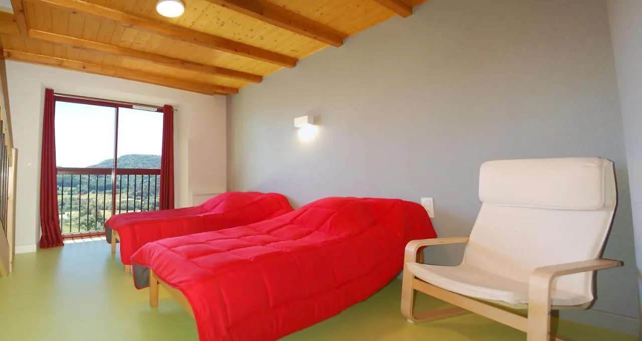 Gite Du Haut Cantal - Appartements Meubles Avec Kitchenette Et Chambres Sans Kitchenette Condat  France