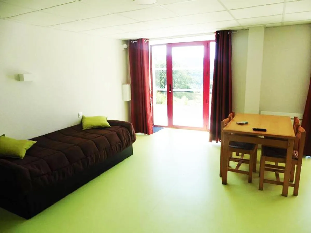 Aparthotel Gite Du Haut Cantal - Appartements Meubles Avec Kitchenette Et Chambres Sans Kitchenette Condat