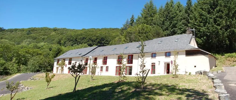 Gite Du Haut Cantal - Appartements Meubles Avec Kitchenette Et Chambres Sans Kitchenette Condat  0*, Condat (Cantal)